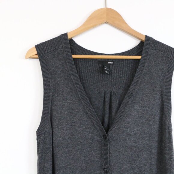 *H&M Sleeveless Grey Button-up Sweater Vest - Picture 4 of 7